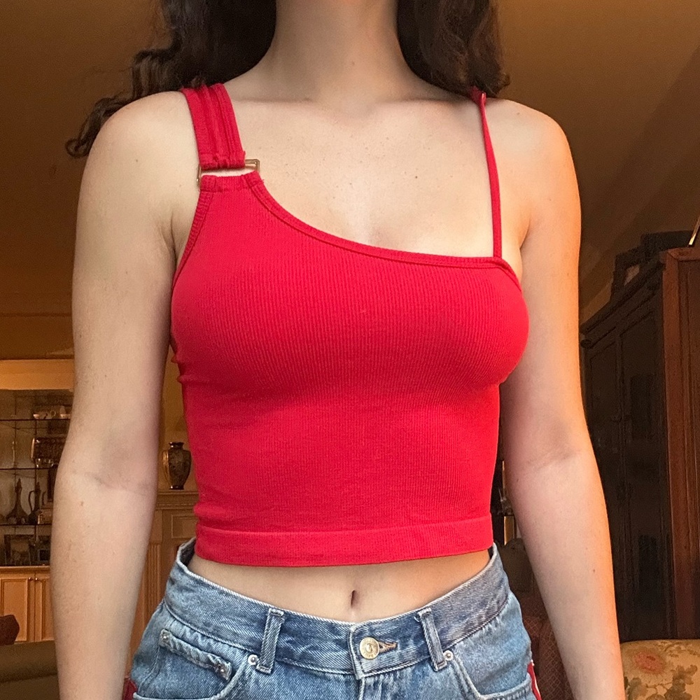 Red Ribbed Women's Top - Picture 2 of 2